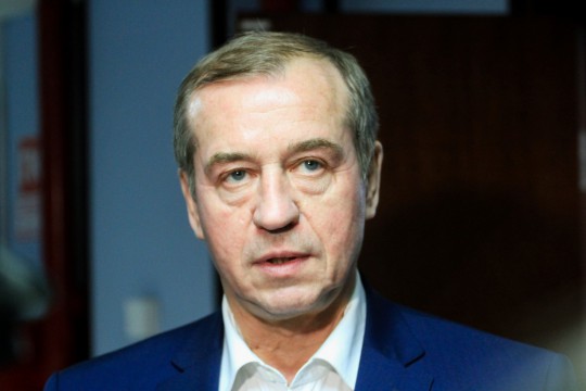 Выборы президента: Сергею Левченко прилетит с двух сторон?