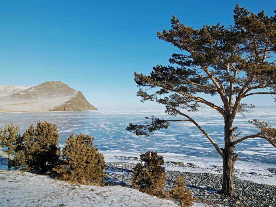Глава минприроды Приангарья: экосистема Байкала не пострадает от изменения границ водоохранной зоны