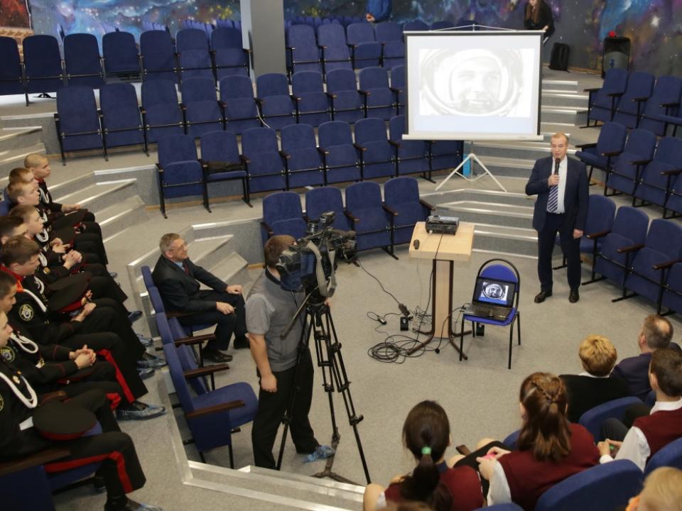 Название для новой "космической" школы под Иркутском определят интернет-голосованием