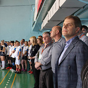 Медики Прибайкалья проводят первый региональный турнир по волейболу