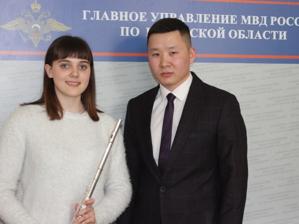 В Иркутске начинающий сыщик смог найти давно утерянную дорогостоящую флейту