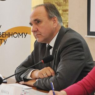 По предложению Бычкова экс-губернатор Ерощенко возглавил Попечительский совет ИГУ