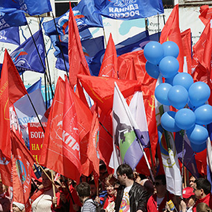 Около четырех тысяч человек вышли на первомайский митинг в Иркутске