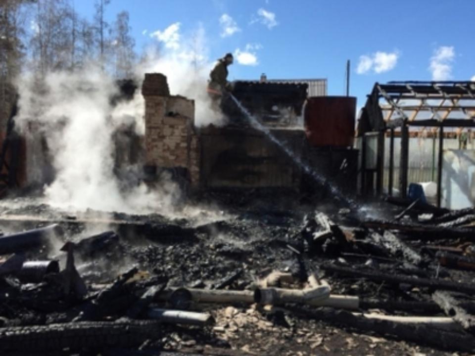 В садоводстве под Иркутском в бытовке сгорела 55-летняя дачница
