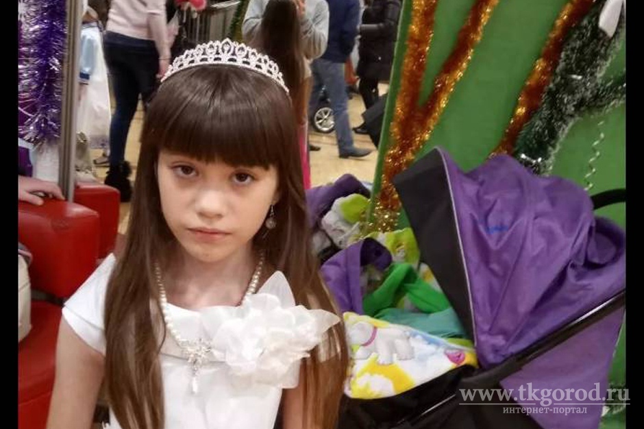 В Братске волонтеры и полиция четвертые сутки ищут пропавшую 9-летнюю Алину Шакирову