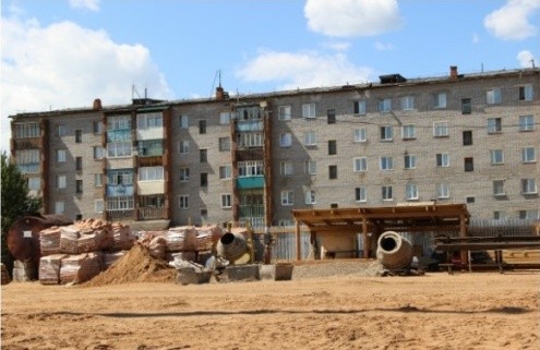 В Чуне строят трёхэтажный дом для нефтяников