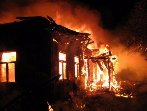 В Нижнеудинске на пожаре погибли четыре человека