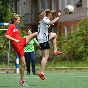 Девочки разыграли призы аэропорта Иркутск на турнире по мини-футболу
