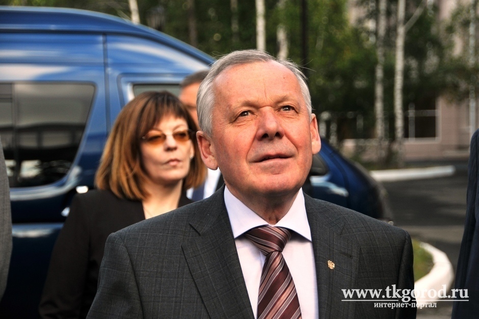 Виталий Шуба будет избираться в Совет Федерации из Думы Братска