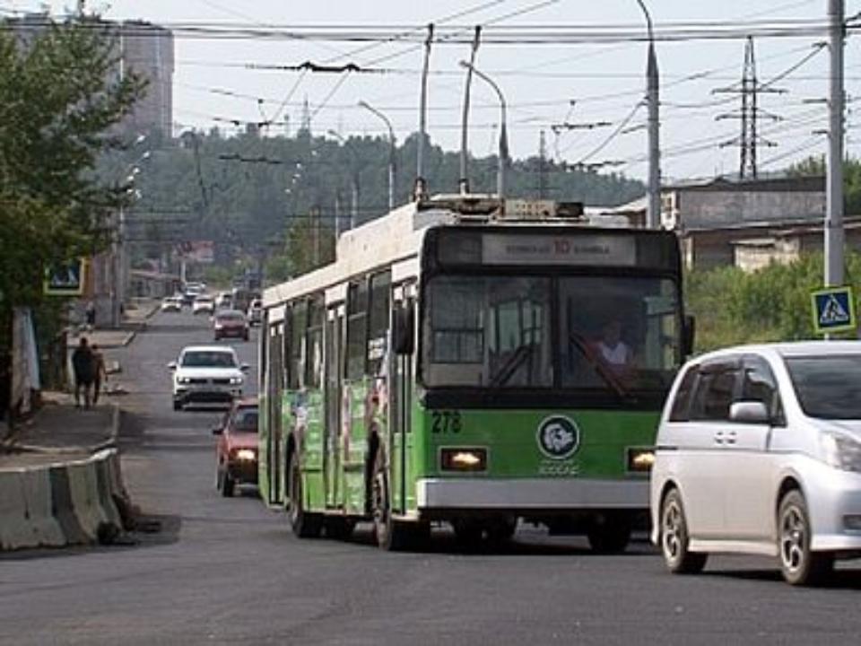 В Иркутске новые ограничения движения транспорта и перекладка асфальта на улице Аргунова