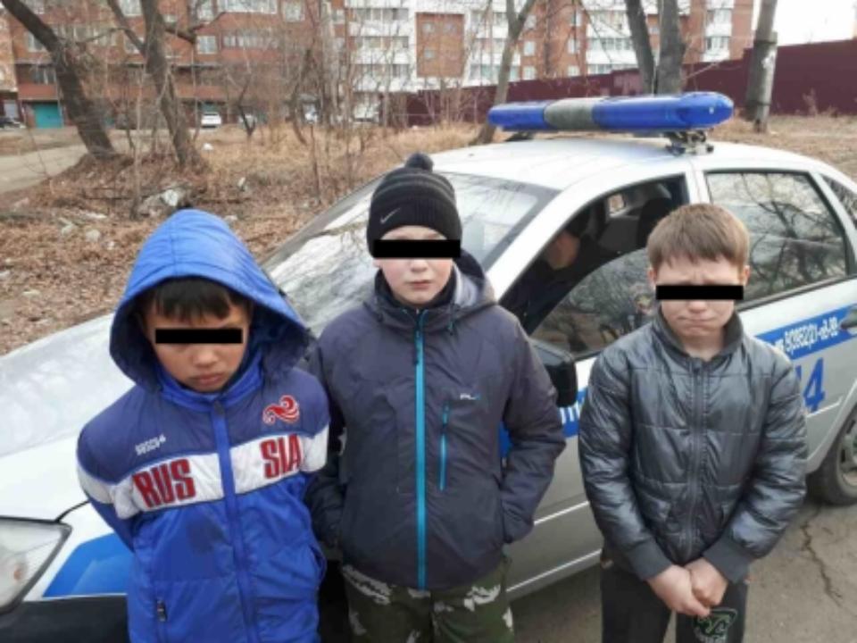 В Ленинском районе Иркутска пятиклассники пытались поджечь здание