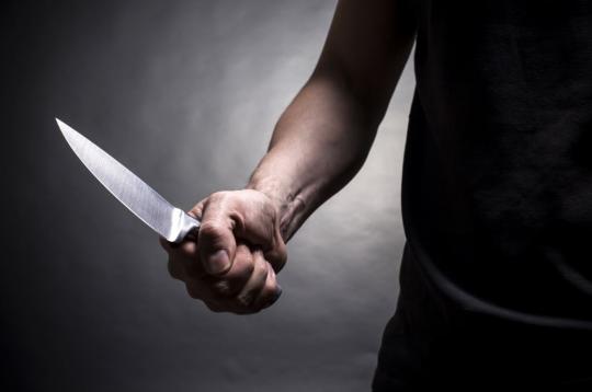 В Иркутске мужчина убил собутыльника десятью ударами ножа