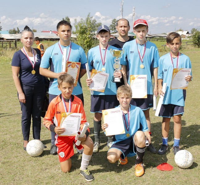 Чунские футболисты одержали победу на турнире в Бирюсинске