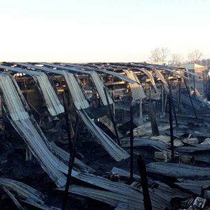 Производственный цех горел ночью в Иркутске