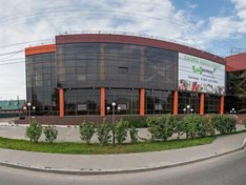 В Ангарске по требованию прокурора закрыли второй этаж торгового центра