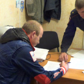 Участника конфликта с маршрутчиком в Иркутске поместили в спецприемник