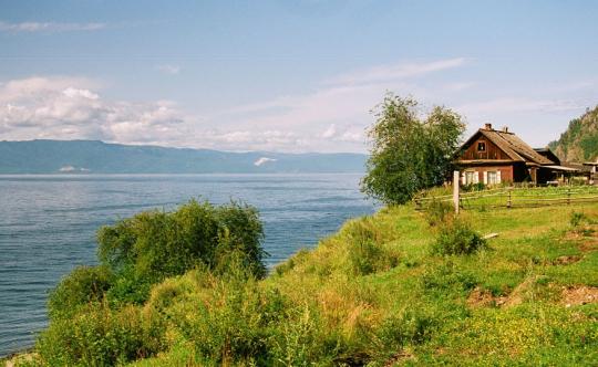 На Байкале запретили строить дома и ставить палатки