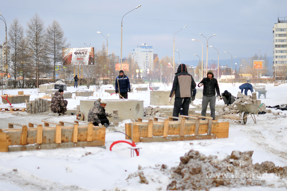Сквер «Ангарские каскады» на площадке у ТКЦ «Братск-АРТ» обещают достроить в ноябре
