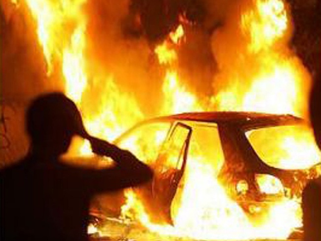 Два автомобиля сгорели сегодня ночью в Тайшете