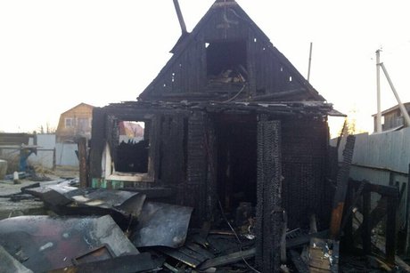 Два ночных пожара в Иркутске: один человек погиб, четверо сильно обгорели