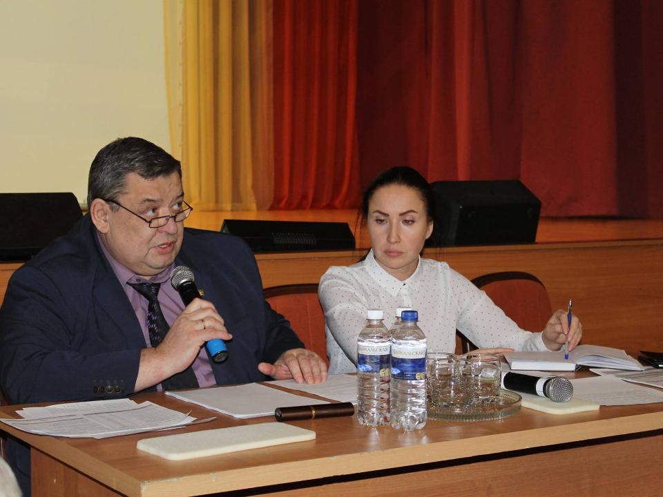 Олег Боровский на отчёте перед активом Саянска сообщил, что готов переизбраться мэром