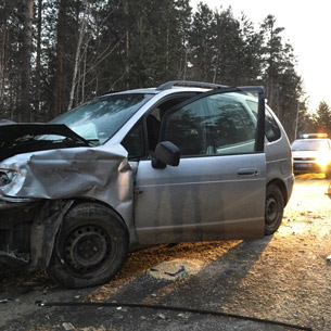 Водитель Toyota Vitz погиб в аварии в Иркутском районе