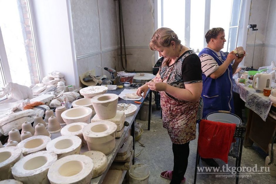 Братские предприниматели взялись возродить производство хайтинского фарфора в Усольском районе