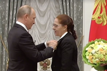 Почетный гражданин Иркутска Светлана Кулинич награждена Орденом Дружбы