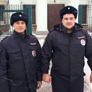 В Усолье-Сибирском полицейские спасли при пожаре женщину