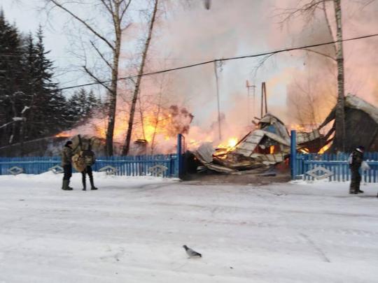 Прокуратура проводит проверку по факту пожаров в двух школах Иркутской области