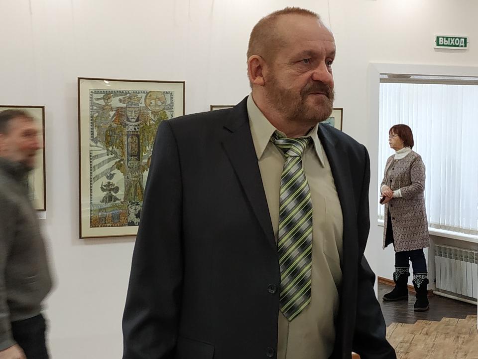 Выставка художника Владимира Никишина "Шаманы Сибири" открылась в Братске