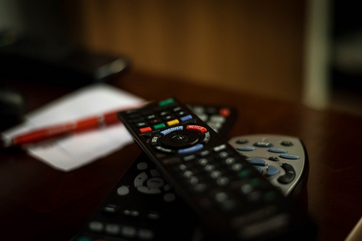 В Чунском районе подросток украл телевизор из дома парализованного мужчины