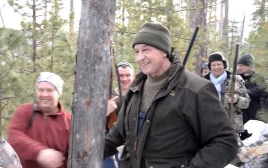 Возбуждено уголовное дело о незаконной охоте губернатора Левченко