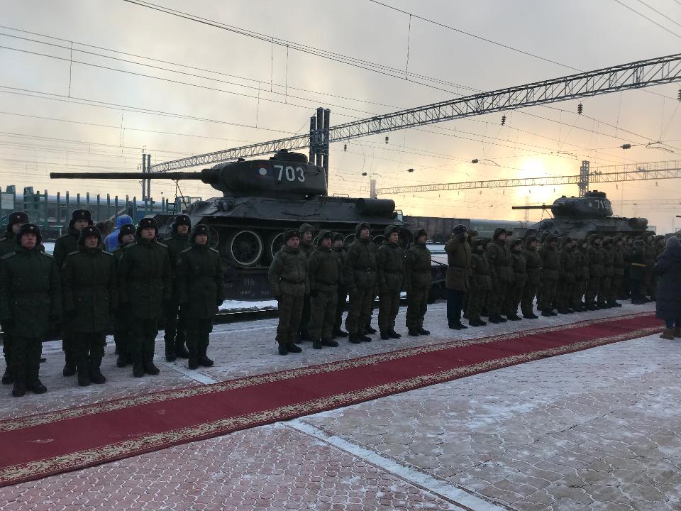 Через Иркутск проследовал эшелон с танками Т-34-85 из Лаоса