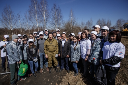 80 волонтеров приняли участие в уборке острова Комсомольский в Иркутске
