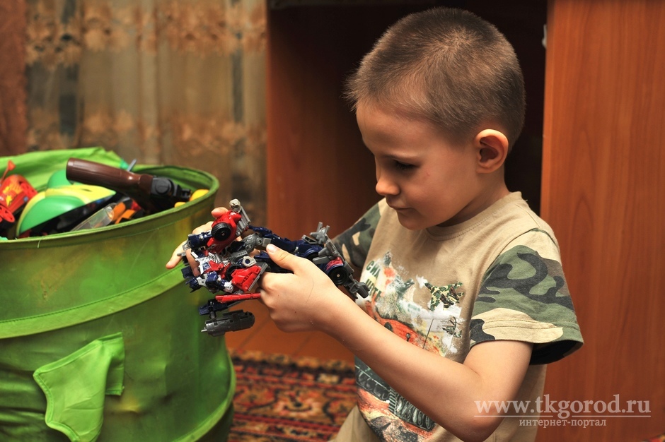 Благодаря братчанам 6-летний Андрей Яненко сможет пройти два курса лечения