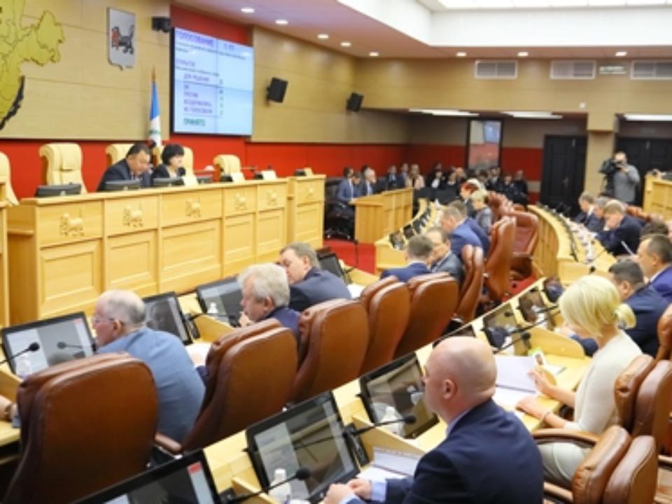 Ситуацию со срывом замены лифтов в Ангарске взяли на контроль депутаты областного парламента
