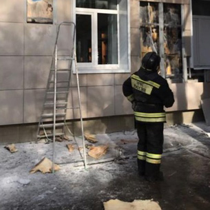 Пожарные эвакуировали 200 человек из пункта переливания крови в Иркутске