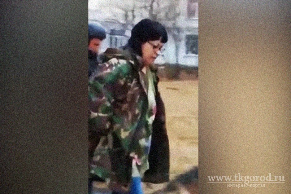 Женщину с обрезом задержали на территории школы в Ангарске