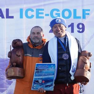 Спортсмен из Китая победил на отборочном этапе Кубка мира по ICE-гольфу на Байкале