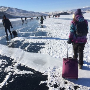 Поток иностранных туристов на Байкал в Иркутской области зимой вырос в два раза