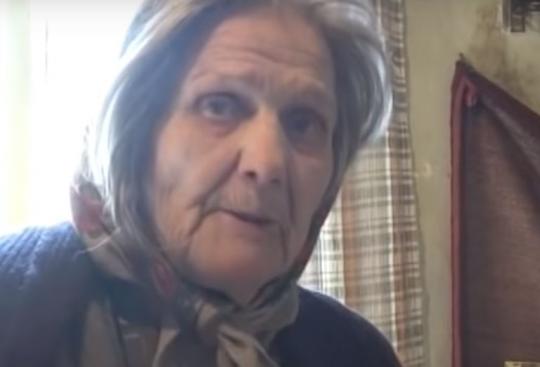 Иркутские волонтеры помогли 80-летней бабушке, которая два месяца не получает пенсию