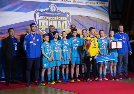 Учащиеся иркутской школы №80 завоевали «бронзу» по мини-футболу на всероссийских соревнованиях