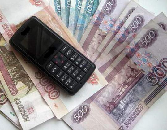 Полицейские Иркутска вернули пенсионерке похищенные мошенниками деньги