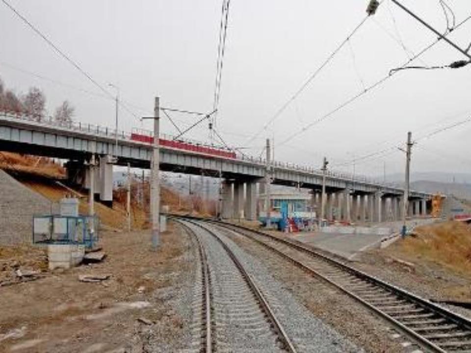 Разработать программу капремонта дорог над железнодорожными путями предложили в ЗС Иркутской области