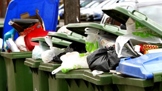Муниципалитеты Иркутской области получат 200 миллионов на площадки для мусора