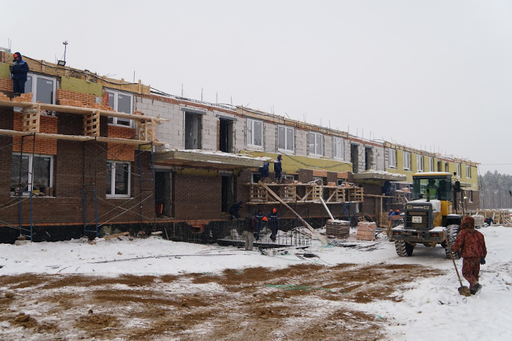 В пострадавших от наводнения территориях Иркутской области продолжат строительство