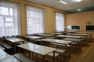 В Иркутской области детям, которые не получают питание в школе из-за карантина, выдадут продуктовые наборы