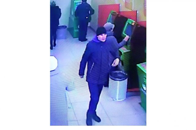 Подозреваемого в краже денег из банкомата разыскивают в Братске