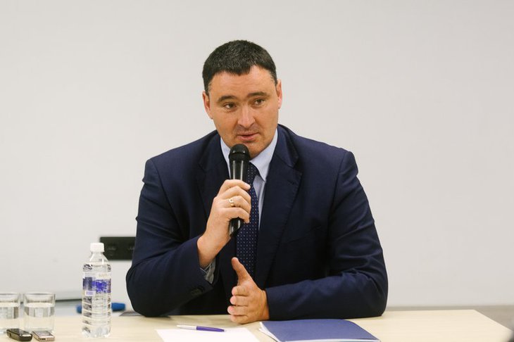 Вице-мэр Иркутска Руслан Болотов подал документы в комиссию по выборам мэра